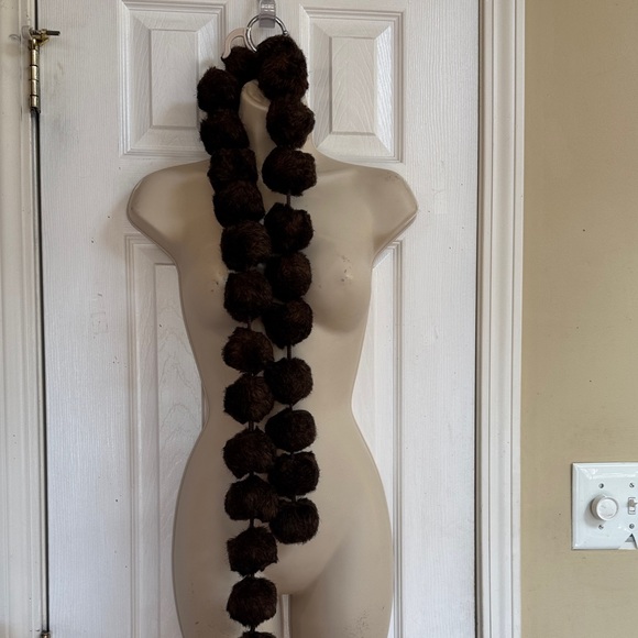 Vintage fun faux balls Brown Pom-Pom Scarf - Picture 3 of 4